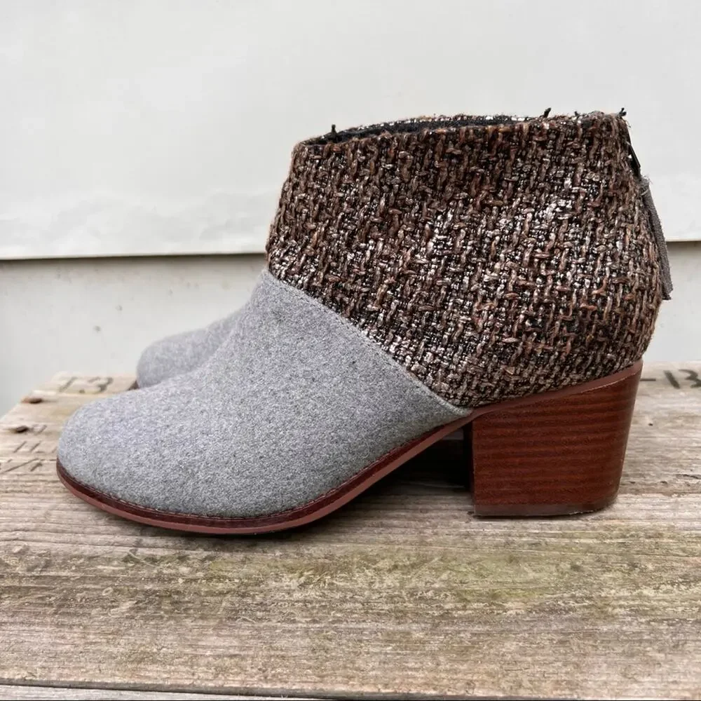 Toms Leila gray Bouclé stacked heel booties boots Size 9